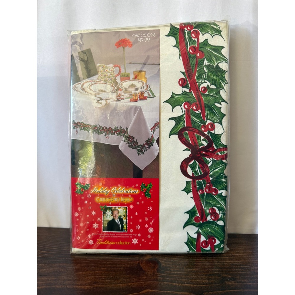 Christopher Radko Holiday Celebrations Oval Tablecloth 60x84 Christmas